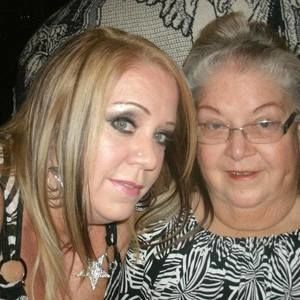 Meet your Posher, Carla